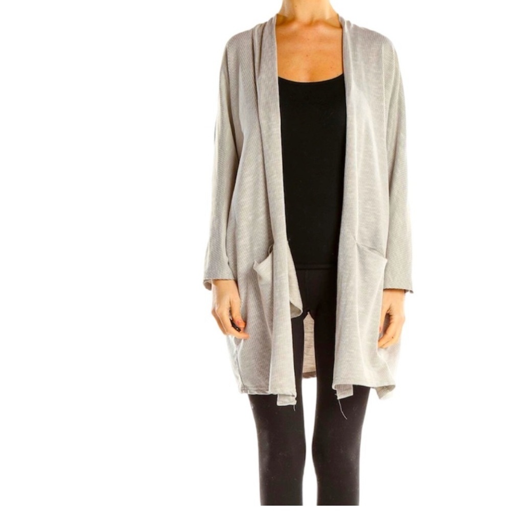 Donni. Lightweight ribbed light grey cardigan sweater, one size, NWT!